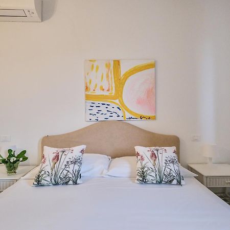 Front Lake Apartment Бардолино Экстерьер фото