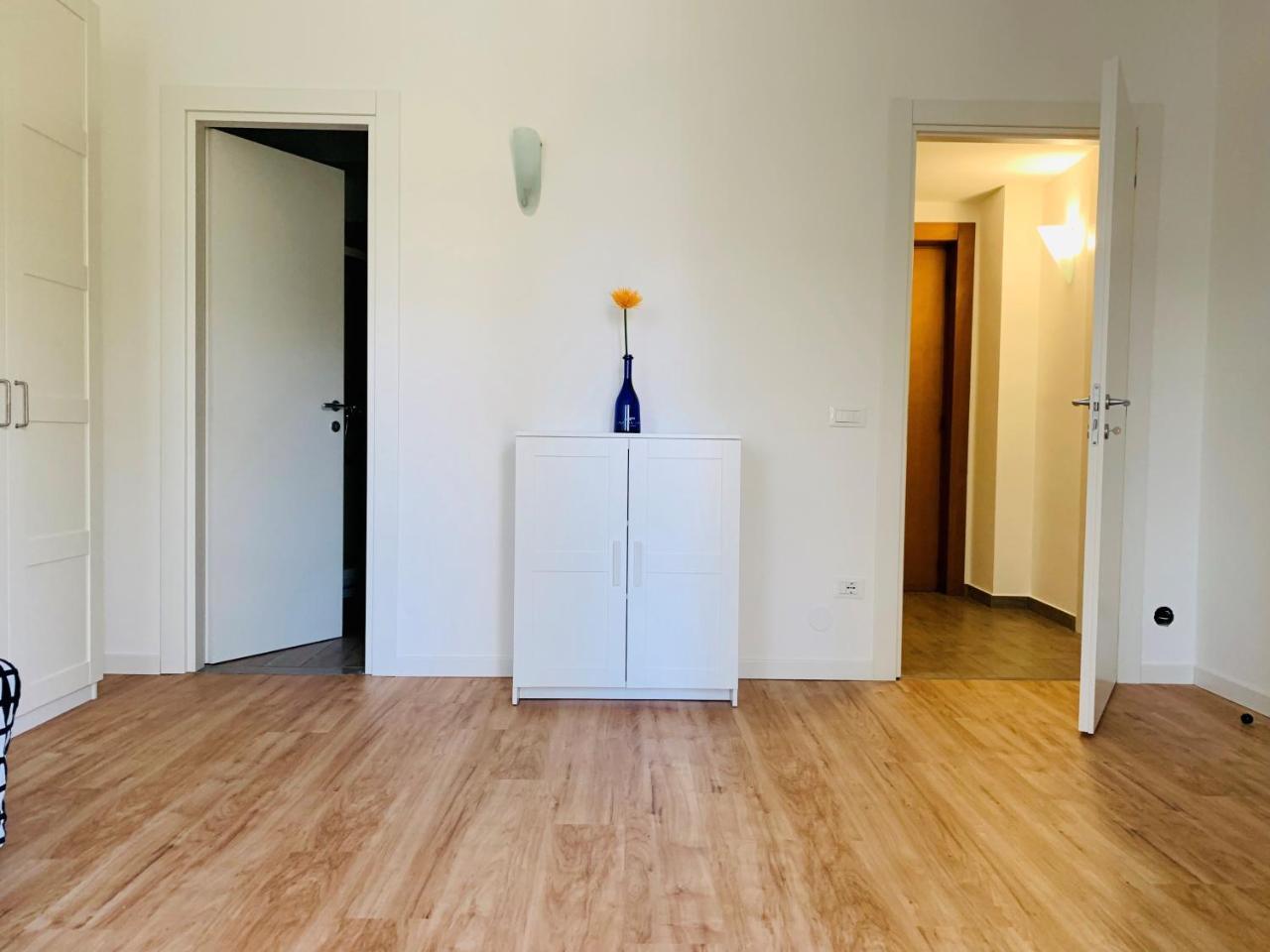 Front Lake Apartment Бардолино Экстерьер фото
