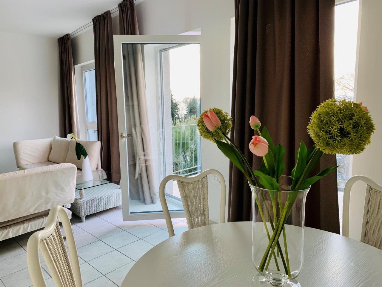 Front Lake Apartment Бардолино Экстерьер фото