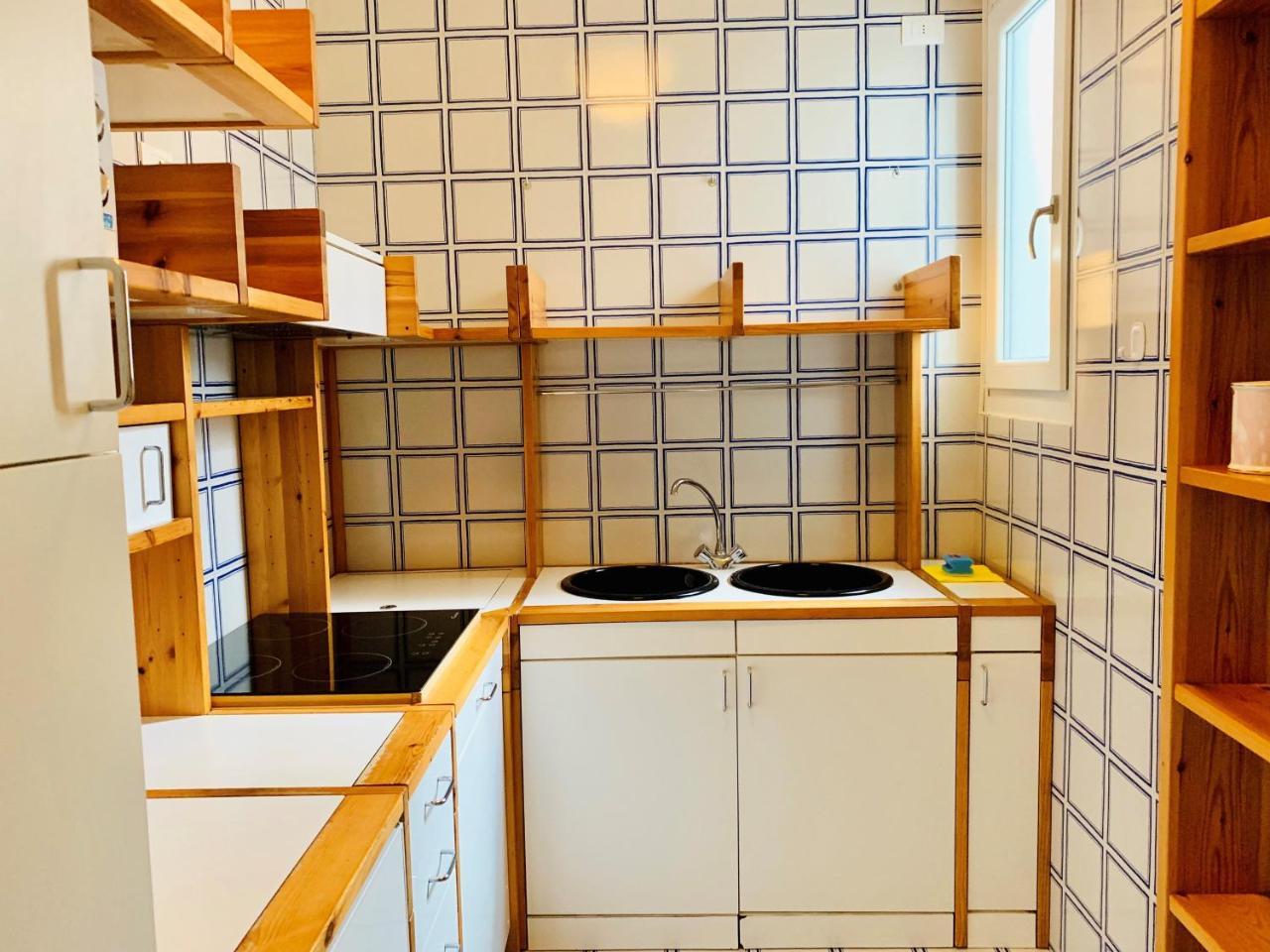 Front Lake Apartment Бардолино Экстерьер фото
